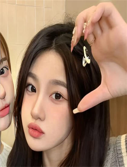 电视剧经典河南坠子刘公传奇7胡银花的技术创新与艺术成就 ——电视剧爱好者的必读指南